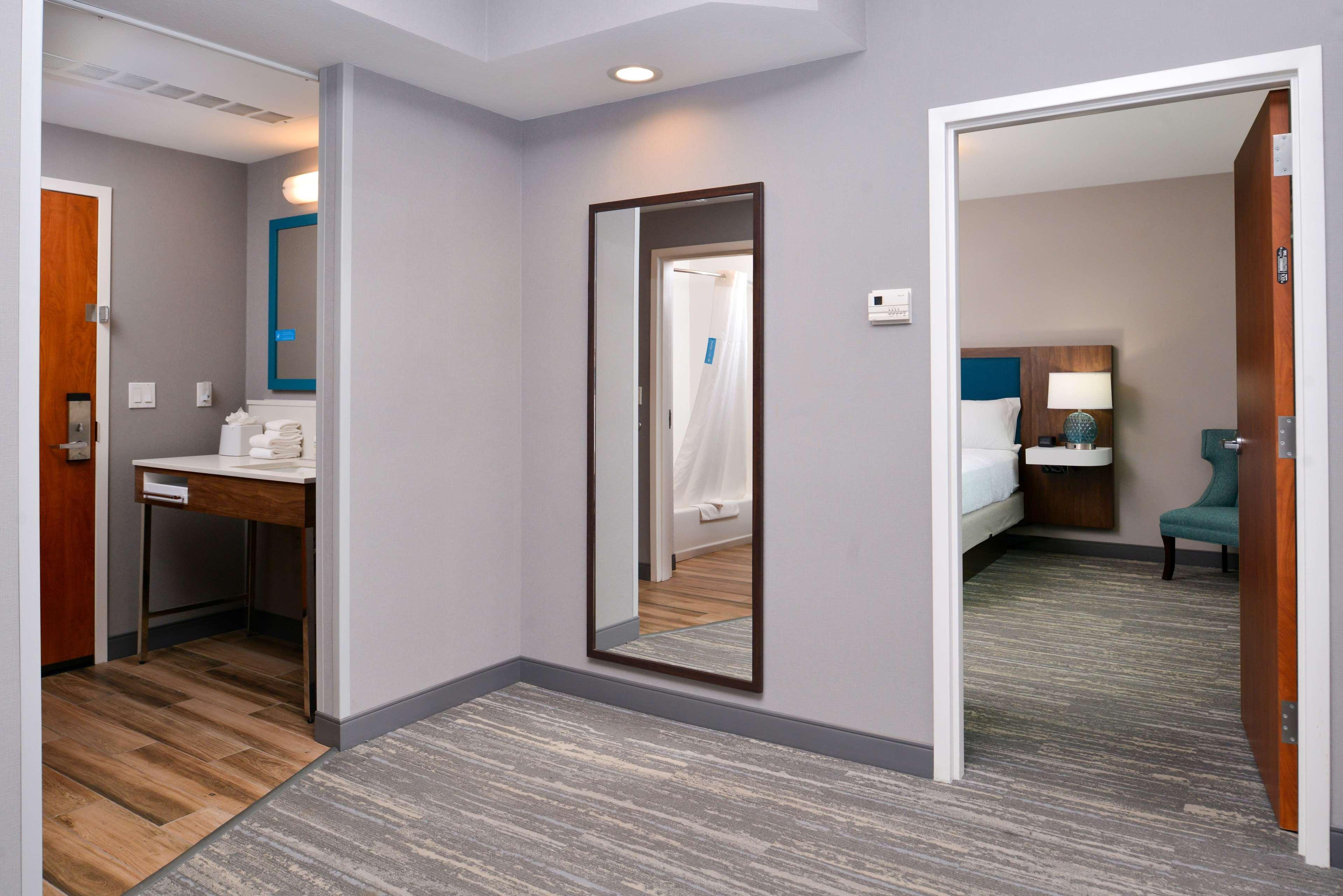 Hampton Inn & Suites Boise/Spectrum Eksteriør bilde